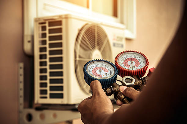 Professional Hvac Installation technician working in Monponsett, MA